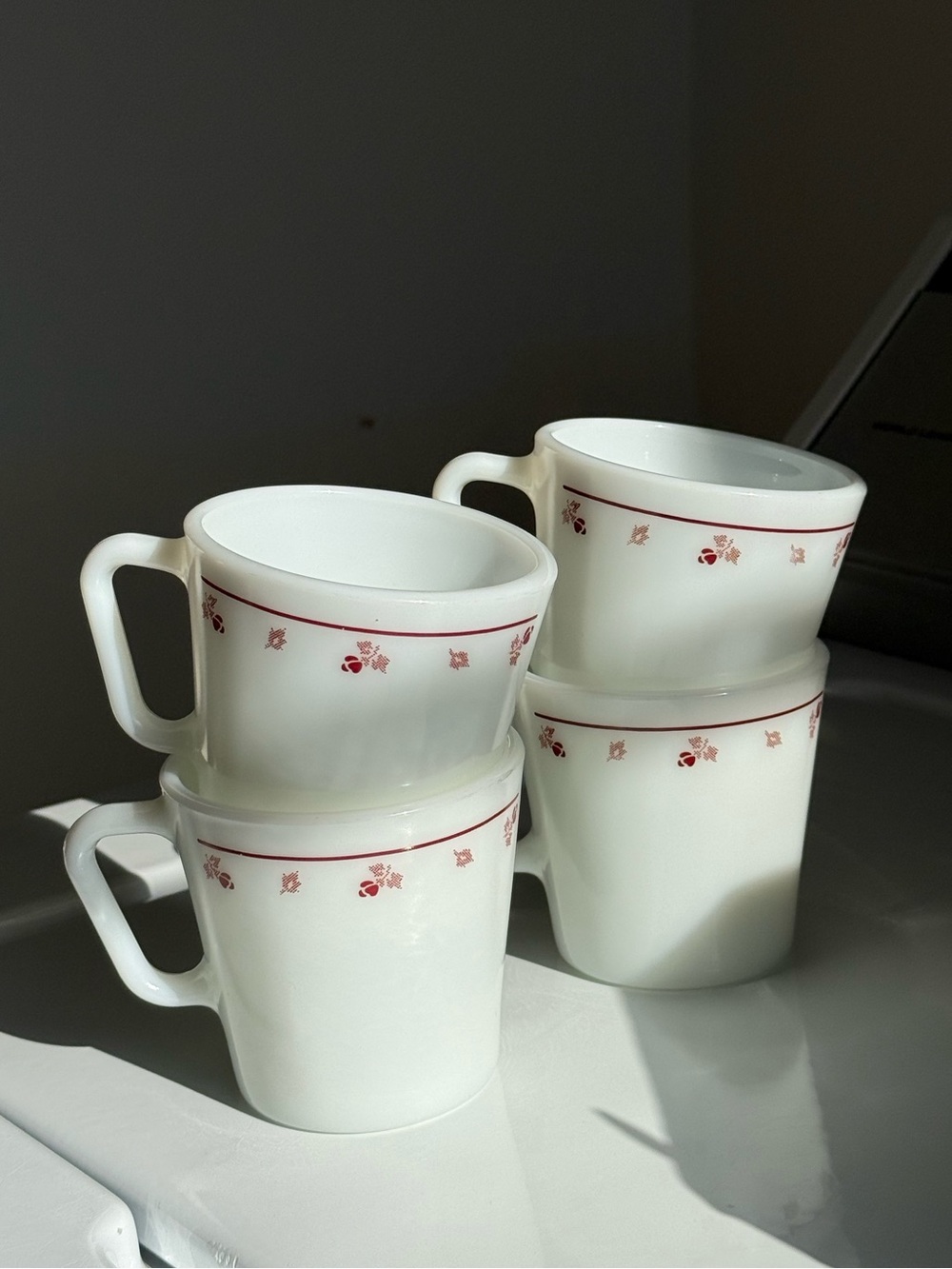 Set of 4 Burgundy Rose 1410 Milk Glass Coffee Mugs by PYREX Corningware USA